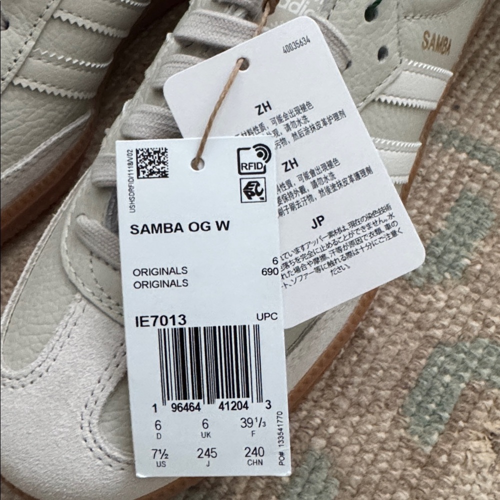 Adidas Womens Gray Sambas - Picture 2 of 7